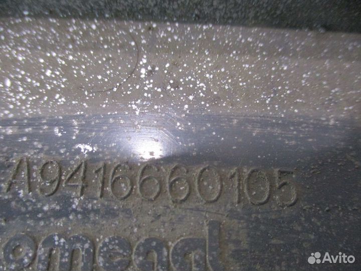 Крышка подножки Mercedes-Benz A9416660105