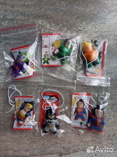Игрушки из киндера