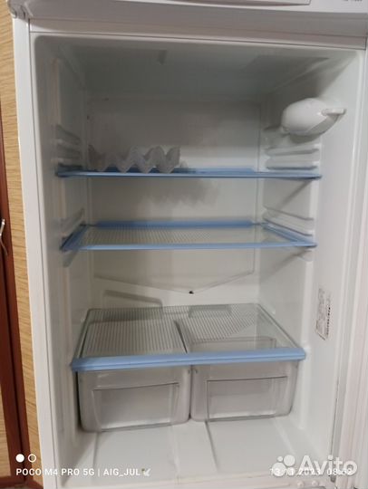 Холодильник бу в рабочем состоянии