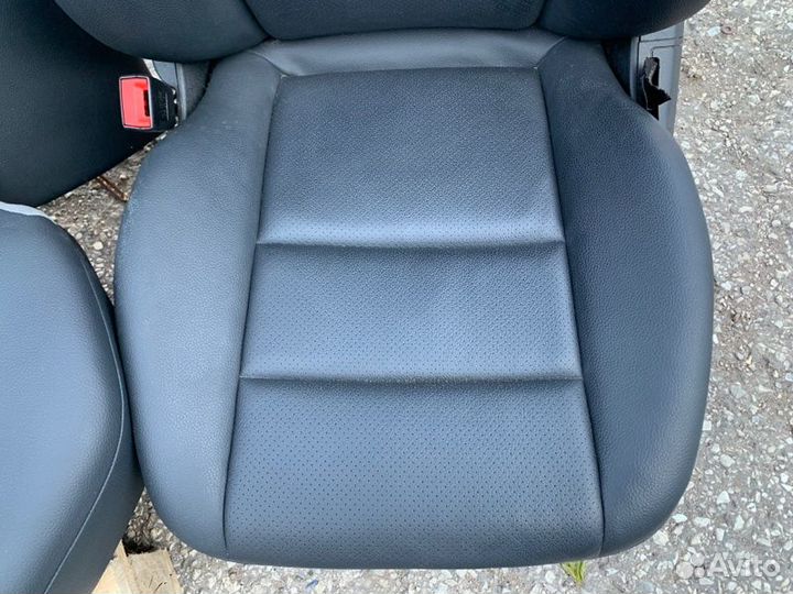 Кожаный салон Mercedes-Benz C W204 3.0 2010