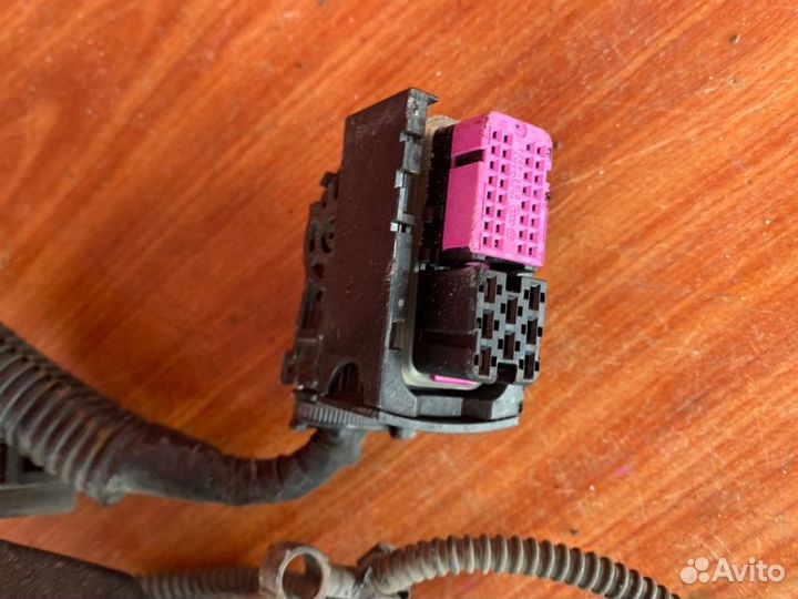 Проводка двигателя Skoda Fabia сgpb 2014