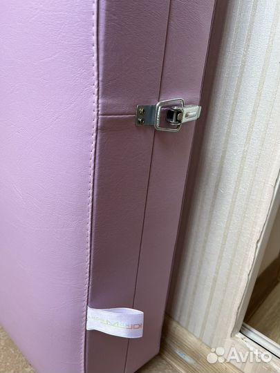 Кушетка для массажа, наращивания ресниц, шугаринга