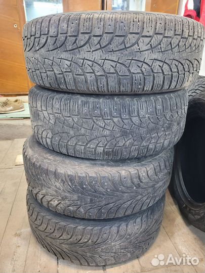Yokohama Ice Guard Stud IG55 215/65 R16