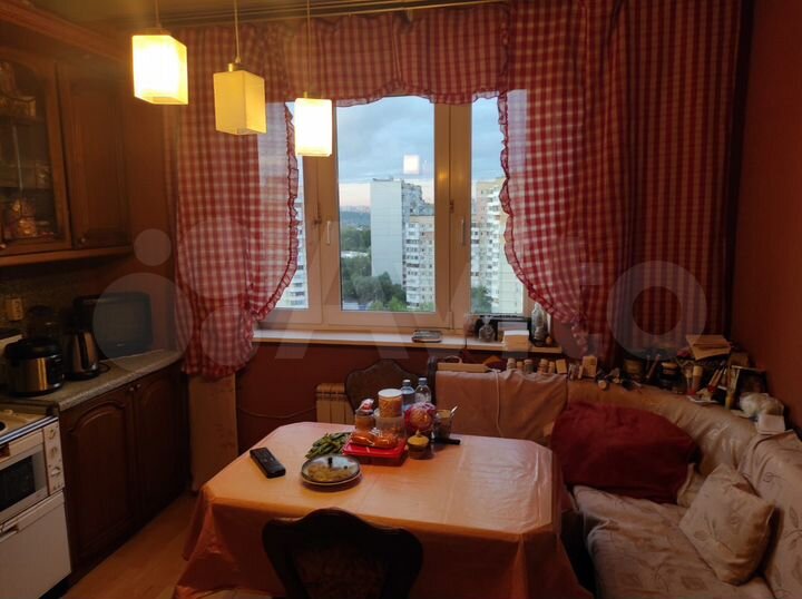 Комната 16 м² в 3-к., 13/17 эт.