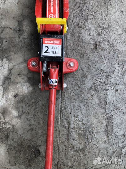 Домкрат