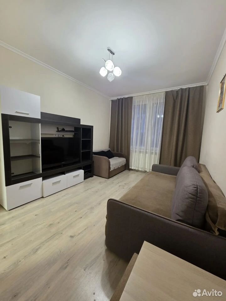 1-комнатная квартира, 42 м² — фото 4