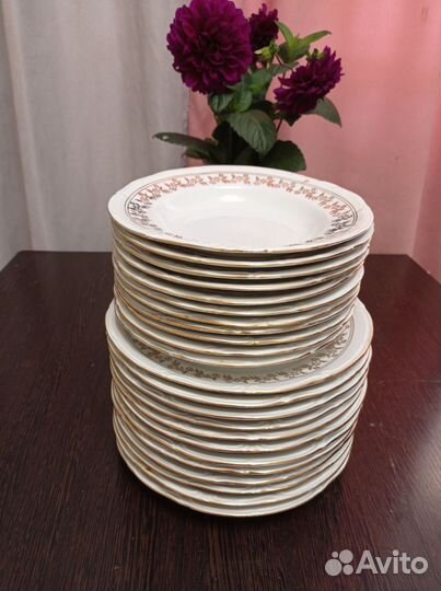 Набор тарелок новый