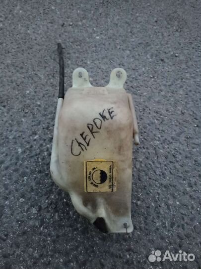 Grand Cherokee бачок омывателя