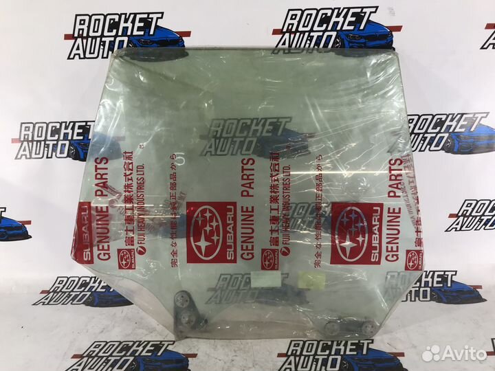 Стекло двери задней Subaru Forester S11 62011SA000