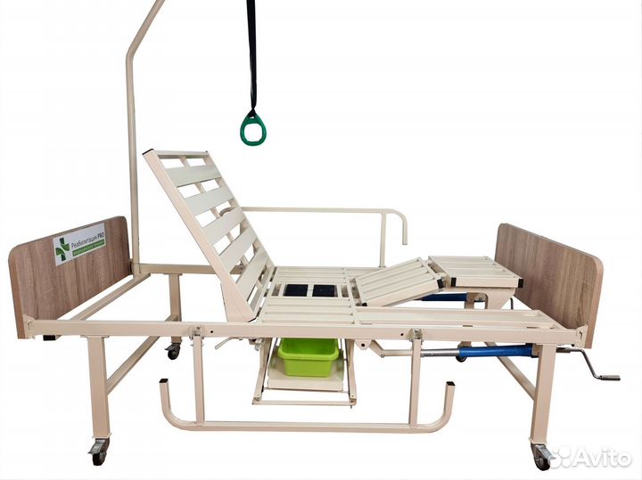 Медицинская кровать для инвалидов