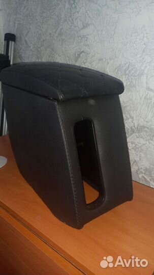 Подлокотник renault duster 2022