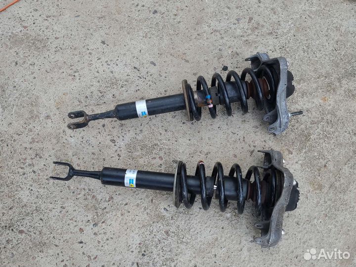 Амортизаторы передние Audi A4 B6 B7 2000-2009