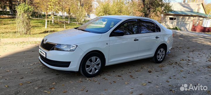 Skoda Rapid 1.6 AT, 2017, 136 000 км