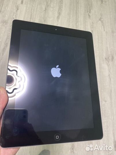 Продам iPad 2 16Gb