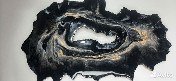 Блюдо из эпоксидной смолы