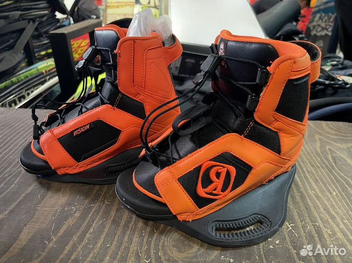 Вейкборд крепления Ronix Vision - 30 - 37