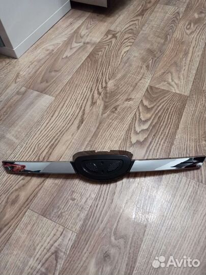 Молдинг решетки радиатора оригинал Daewoo Nexia