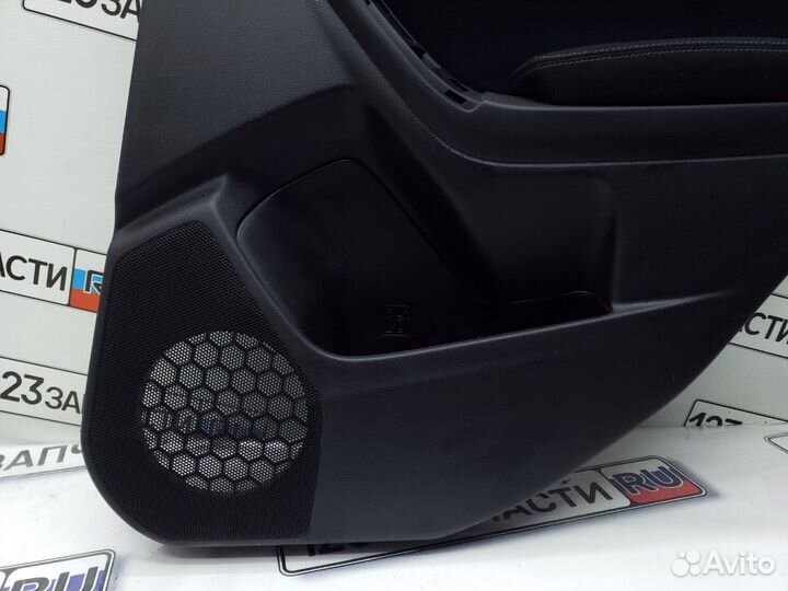 Обшивка двери задней правой Subaru Forester SJ5