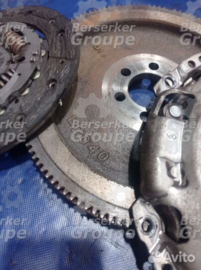 Сцепление (комплект) с маховиком Nissan HR16