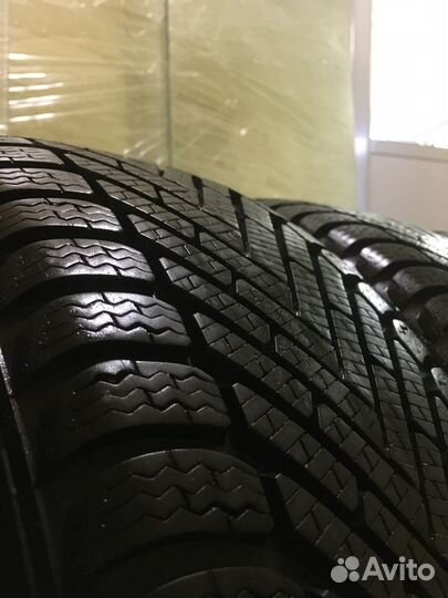 Pirelli Winter Cinturato 205/55 R17 95T