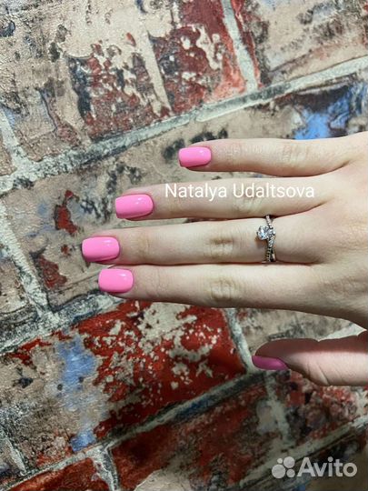 Маникюр, педикюр, наращивание ногтей