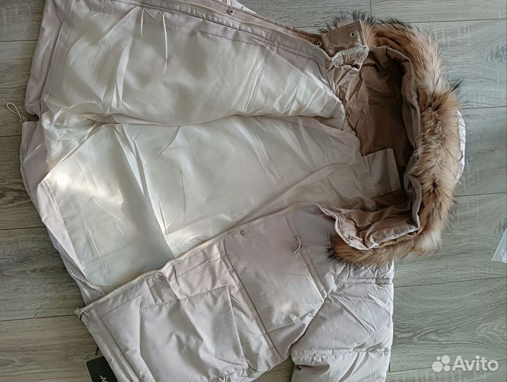 Пуховик женский новый 48