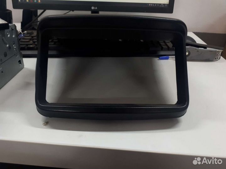 Магнитола 8750А211 с рамкой