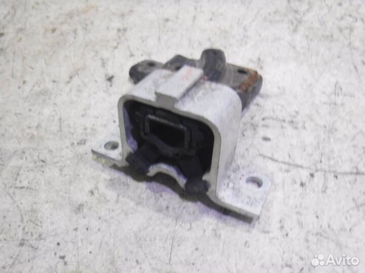 Опора двигателя Рено Logan 1 LS