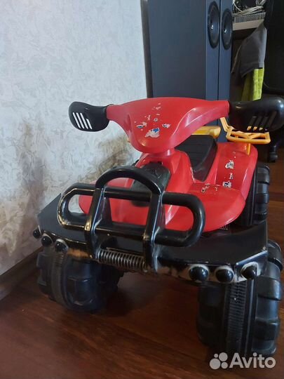 Электромобиль квадроцикл