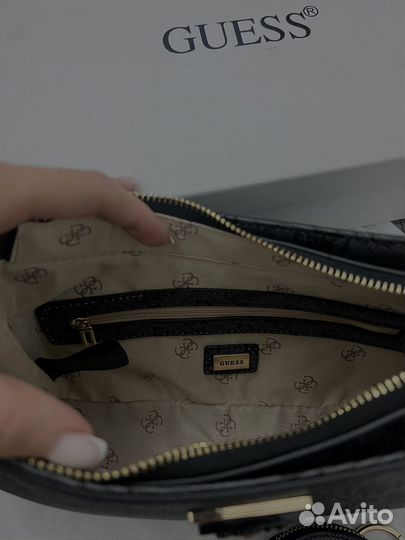 Сумка guess новая