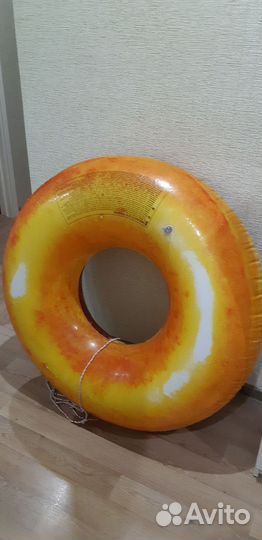 Надувной круг,пончик