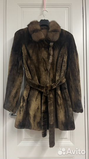 Полушубок норковый с соболиным воротником Италия