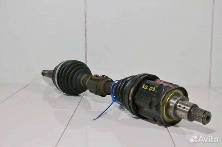 Приводной вал передний левый Toyota Rav 4 XA20 2.0