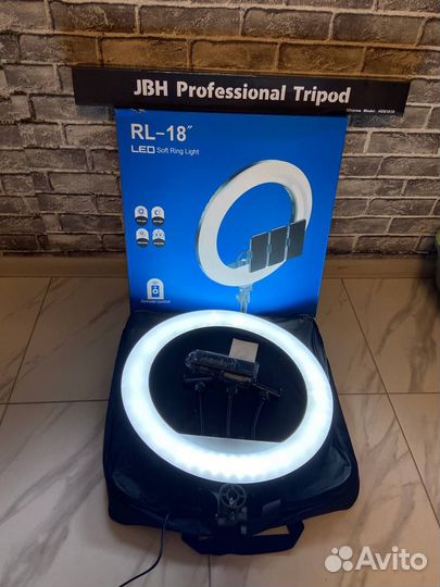 Профессиональная кольцевая лампа 45 см