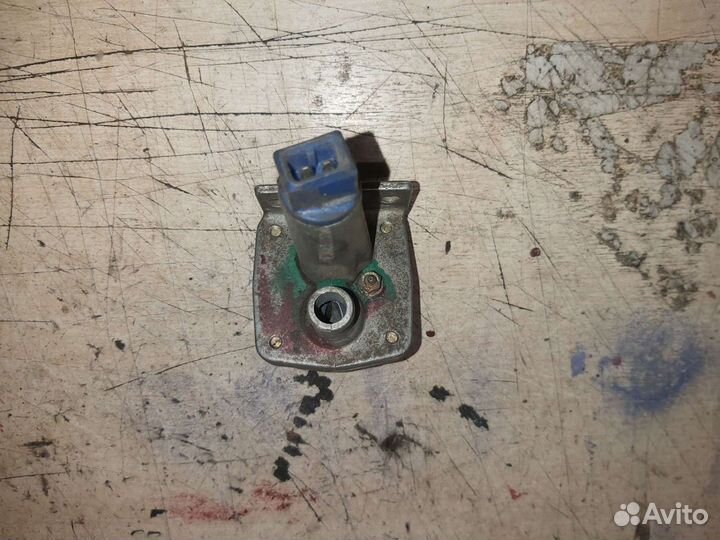 Регулятор холостого хода Mazda 626 GE 195700-1000