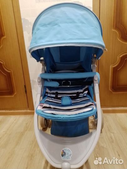 Коляска прогулочная