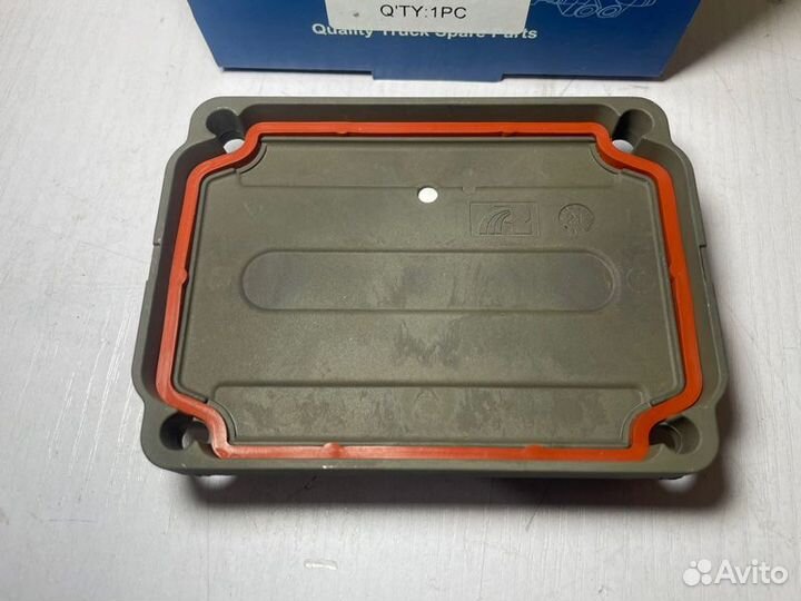 Крышка корпуса клапанов кпп Scania 2023