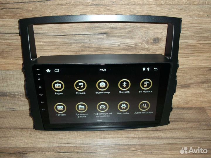 Магнитола Mitsubishi Pajero 4 Android GPS