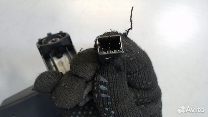 Зеркало салона Tesla Model S, 2013