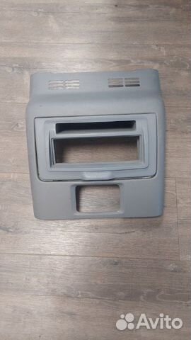 Накладка бордочка между сиденьями Toyota Land