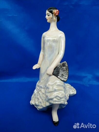 Фарфоровая статуэтка Испанка Кармен.Экспорт.Киев