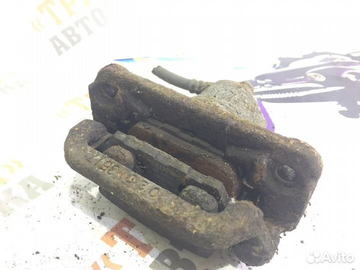 Ниссан Тиида Суппорт задний правый Прав