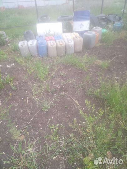 Канистры пластиковые бу 20 литров