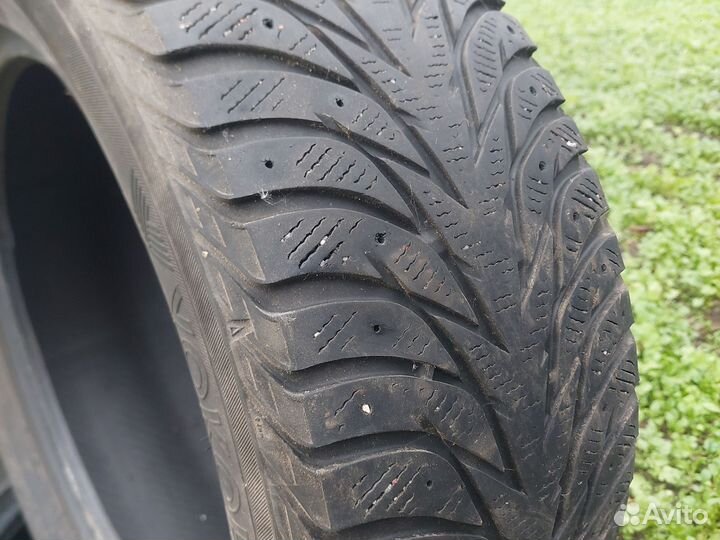 Yokohama Ice Guard Stud IG55 255/55 R18