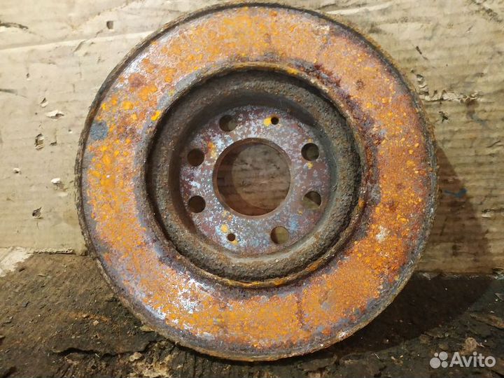 Диски тормозные передние Opel Corsa