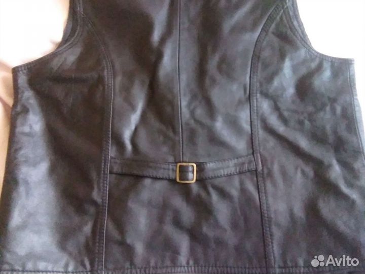 Жилет для девушки