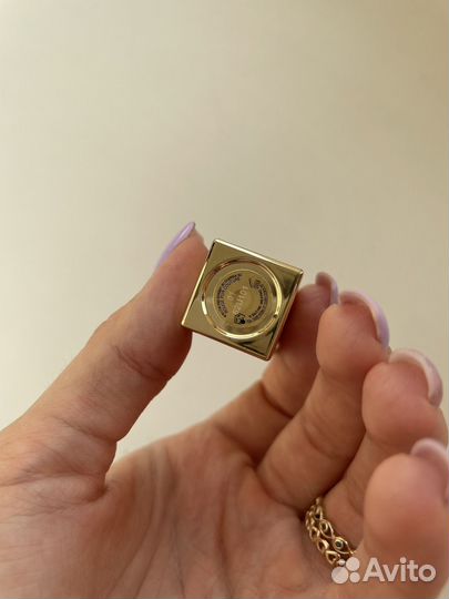 Yves Saint Laurent помада YSL