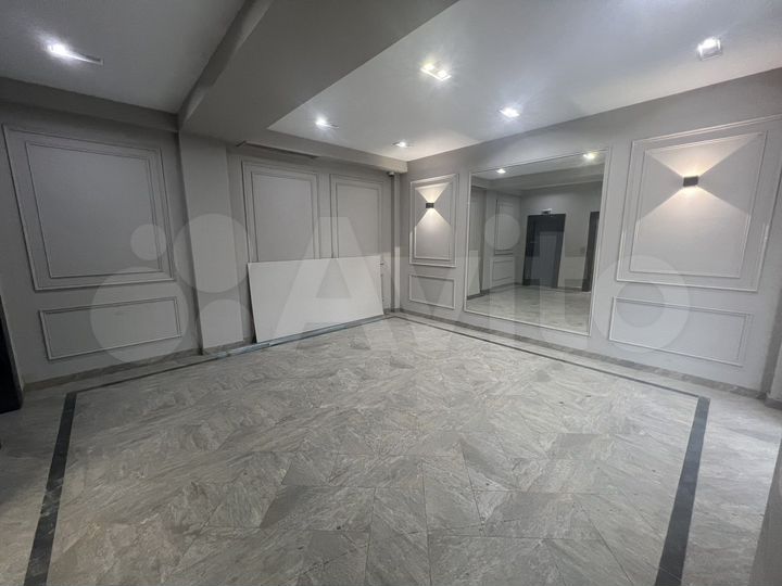 3-к. квартира, 106 м², 9/12 эт.