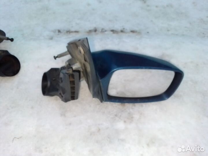 Правое зеркало Форд Мондео 2 универсал