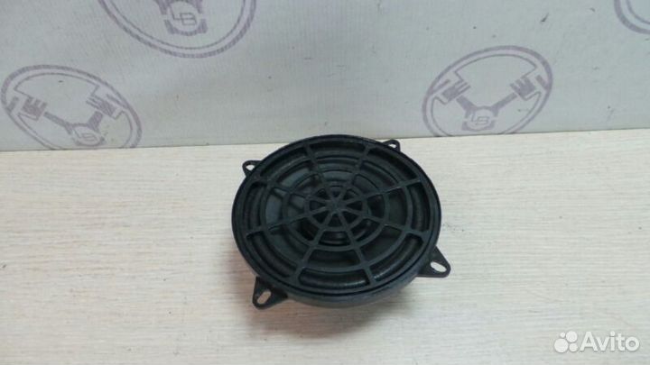 Динамик задний задний Peugeot 308 5FS EP6C 2013